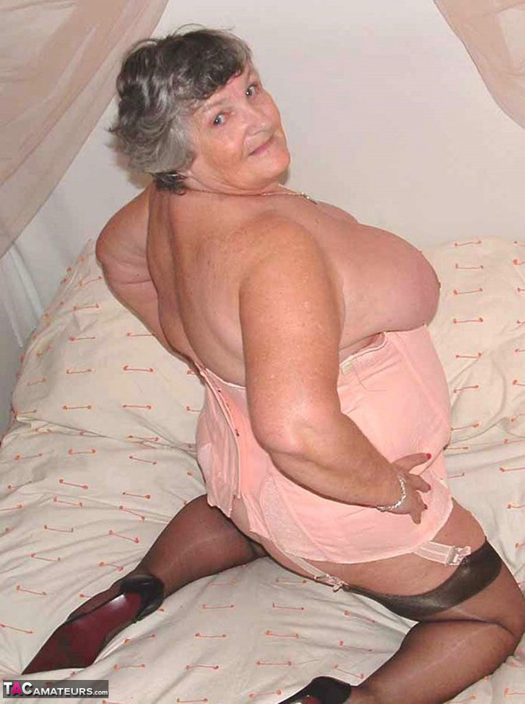Fat British man Grandma Libby models varying sets of underthings at home foto porno #425897109