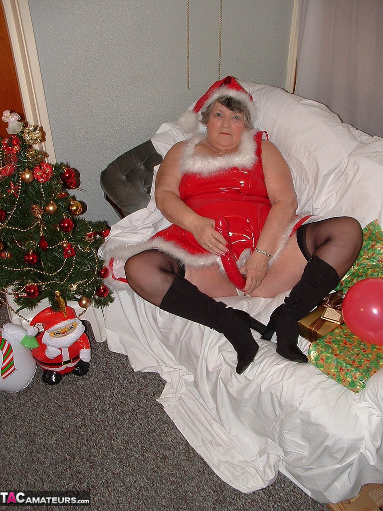 Obese nan Grandma Libby sucks and fucks Santa on a covered couch porn photo #424608625