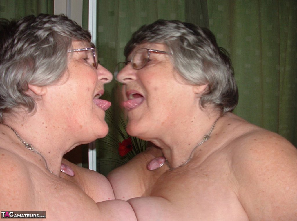 Obese Nan Grandma Libby Models Completely Naked In Front Of A Mirror