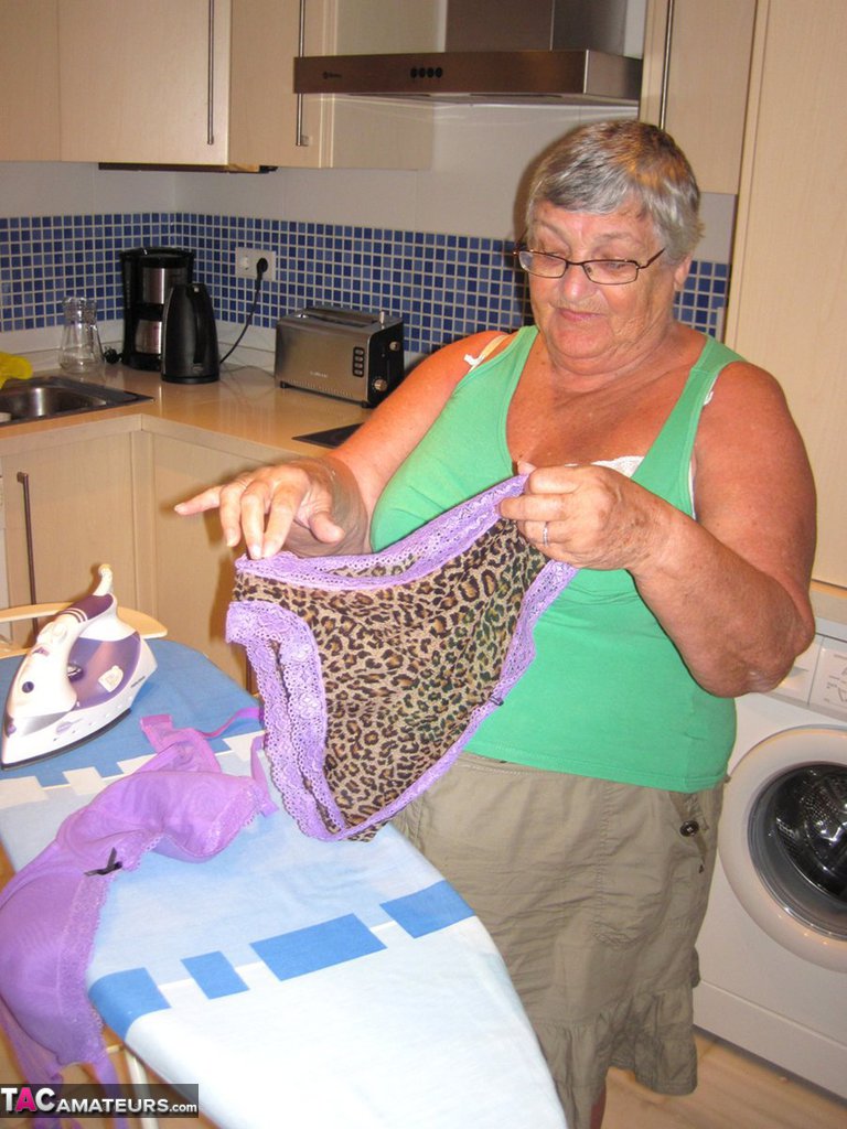 Overweight British oma Grandma Libby exposes her boobs while ironing porn photo #424565839