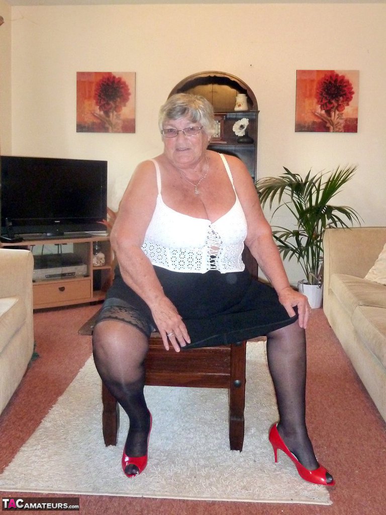 Obese oma Grandma Libby uncovers her large boobs in her underwear and hosiery porno fotoğrafı #425221822