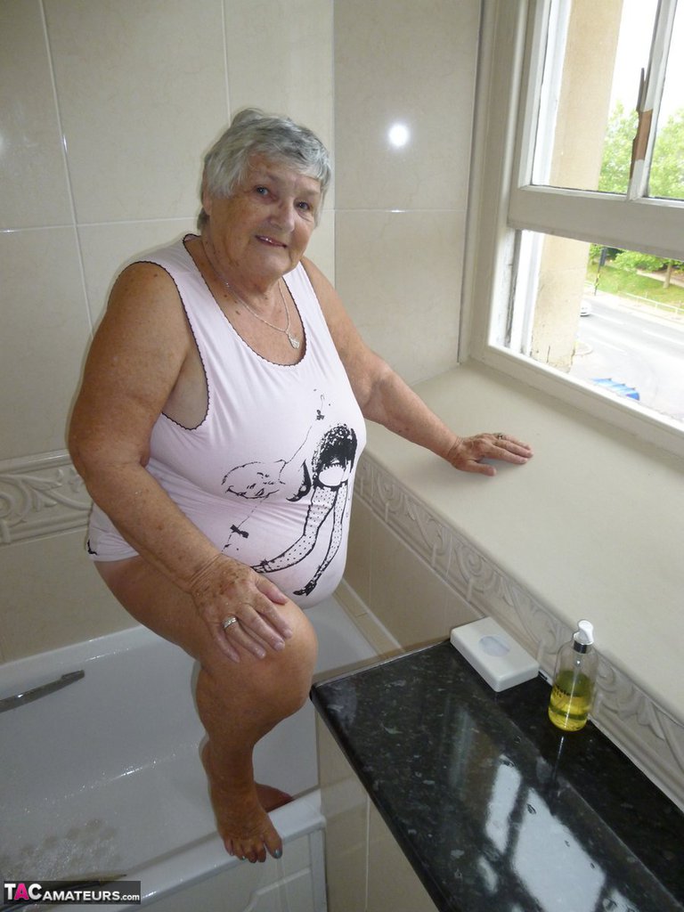 Old British fatty Grandma Libby gets naked while taking a bath photo porno #424253475