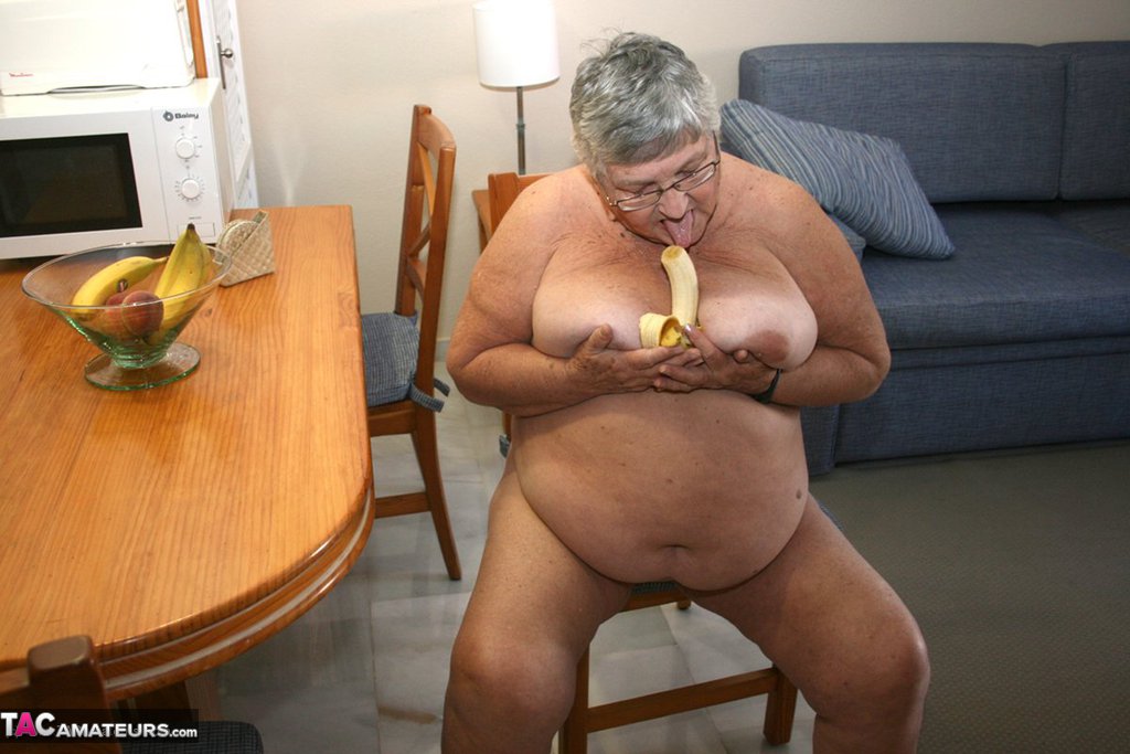 Sassy Ssbbw Grandma Libby Bends Over Naked To How Off Her Huge Fatty Ass