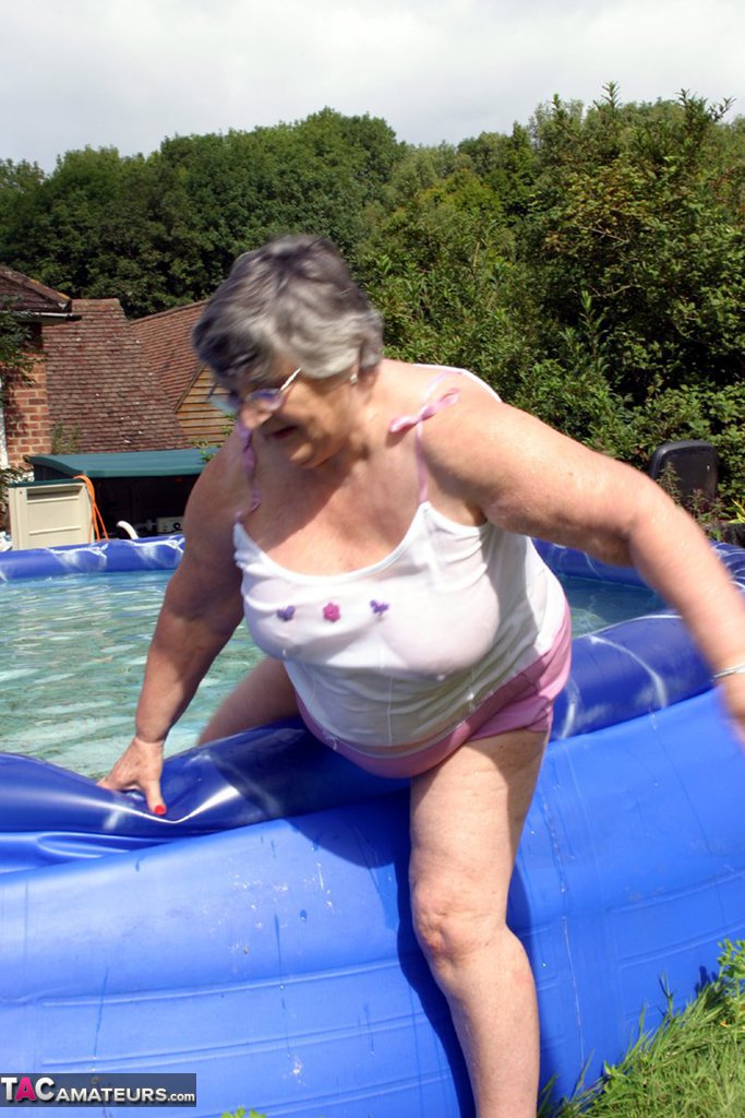 Overweight Uk Nan Grandma Libby Exposes Her Boobs In A Backyard Swimming Pool