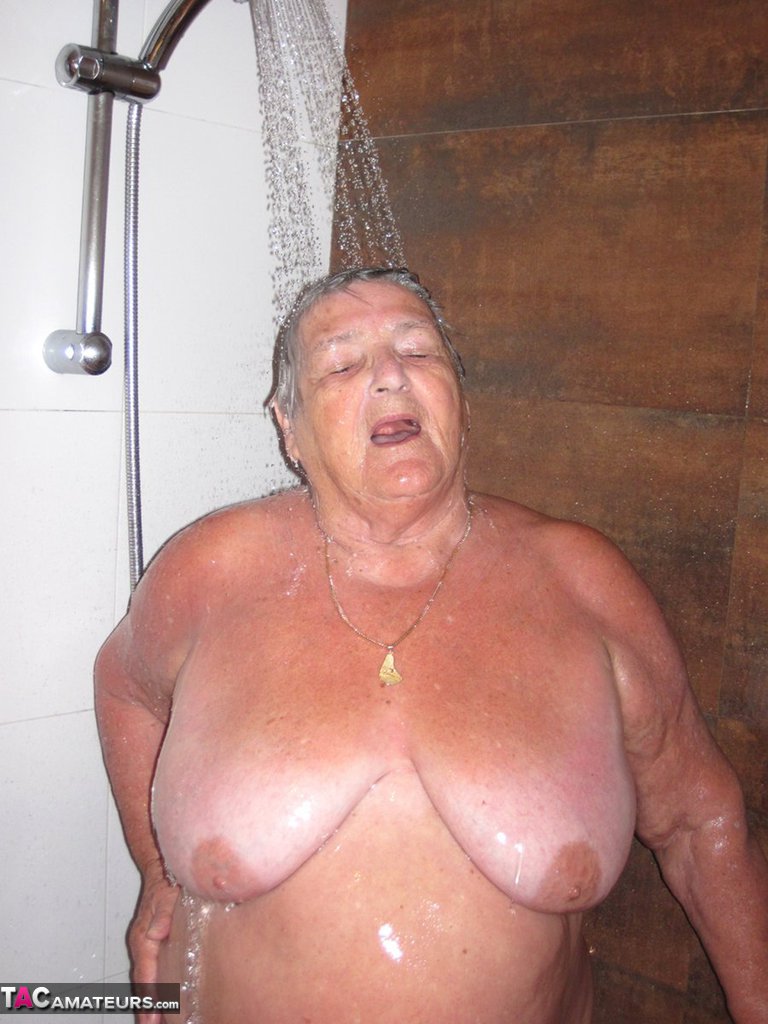 Obese amateur Grandma Libby blow drys her hair after taking a shower порно фото #428834176 | TAC Amateurs Pics, Grandma Libby, Granny, мобильное порно