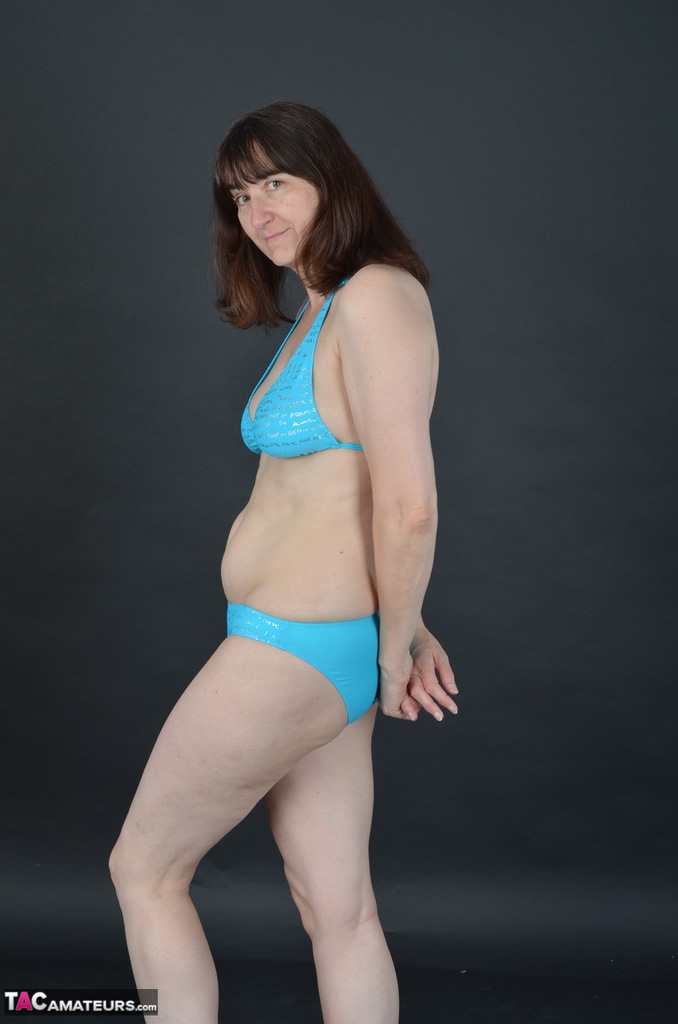Amateur model Hot MILF reveals her hairy underarms while taking off a bikini porn photo #426872487 | TAC Amateurs Pics, Hot Milf, Mature, mobile porn