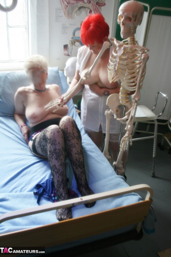 Aged redhead Valgasmic Exposed plays with lesbians in a hospital and barn porno fotoğrafı #426501532
