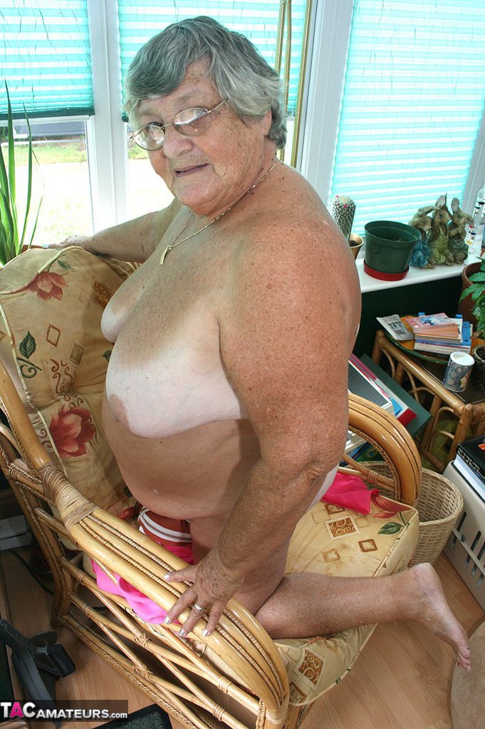 Horny Old Granny In Glasses Disrobes To Reveal Huge Saggy Tits Big Bbw Ass