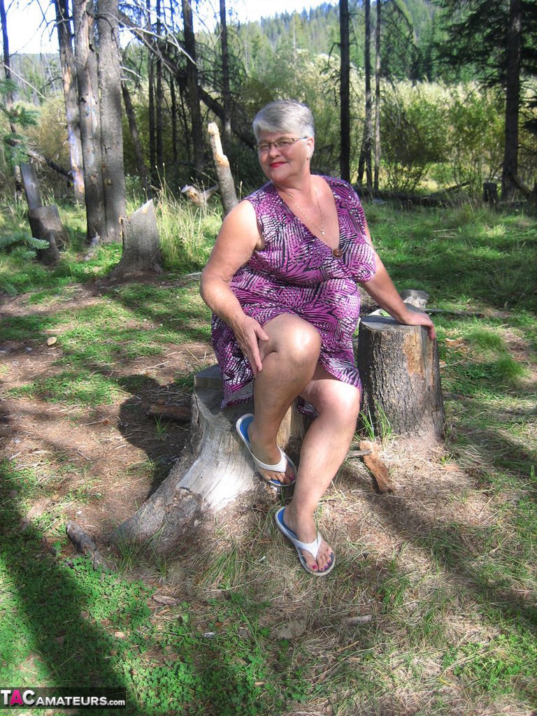 Fat granny Girdle Goddess loses her purple outfit in the woods and poses nude photo porno #425899988