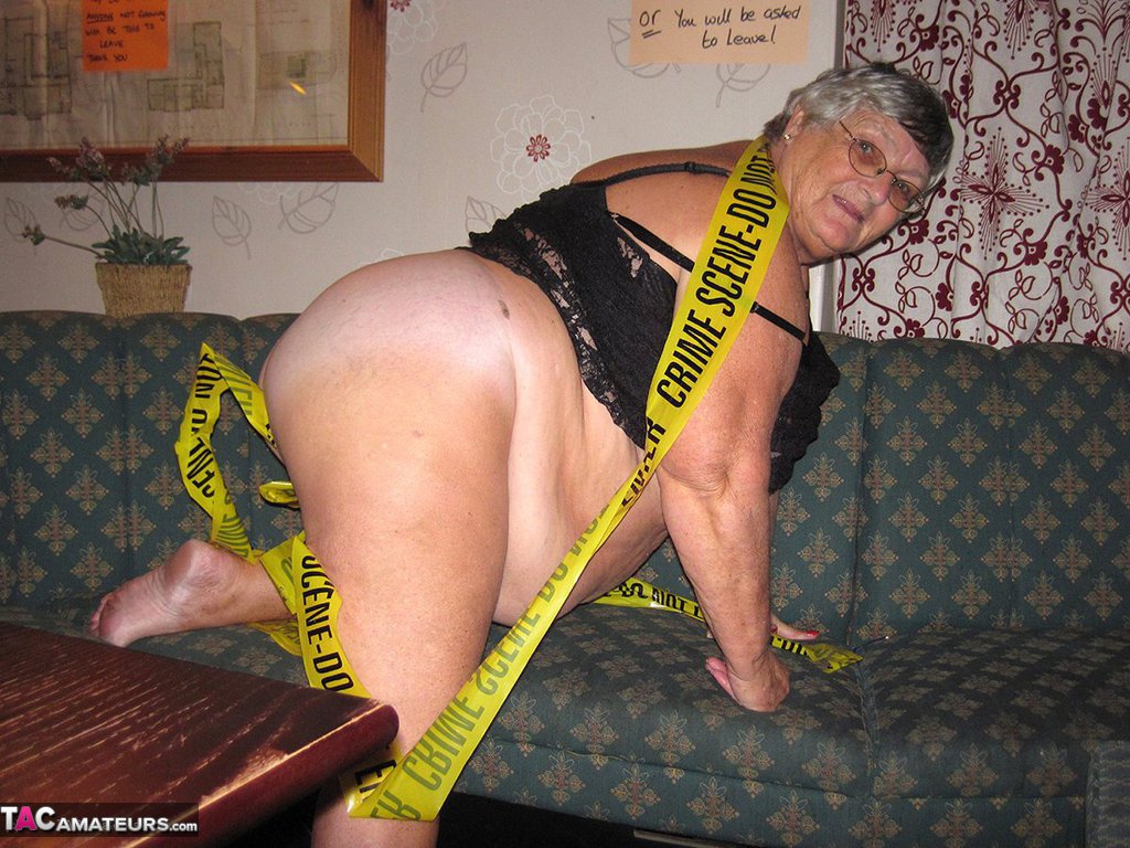 Obese granny Grandma Libby wraps her mostly naked body in crime scene tape foto porno #428505870 | TAC Amateurs Pics, Grandma Libby, Granny, porno mobile