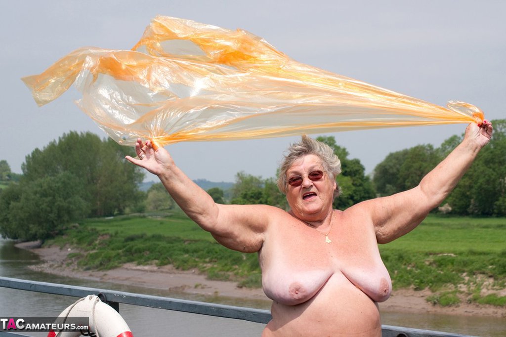 Obese British amateur Grandma Libby casts off a see-through raincoat porno fotky #425966276 | TAC Amateurs Pics, Grandma Libby, Granny, mobilní porno