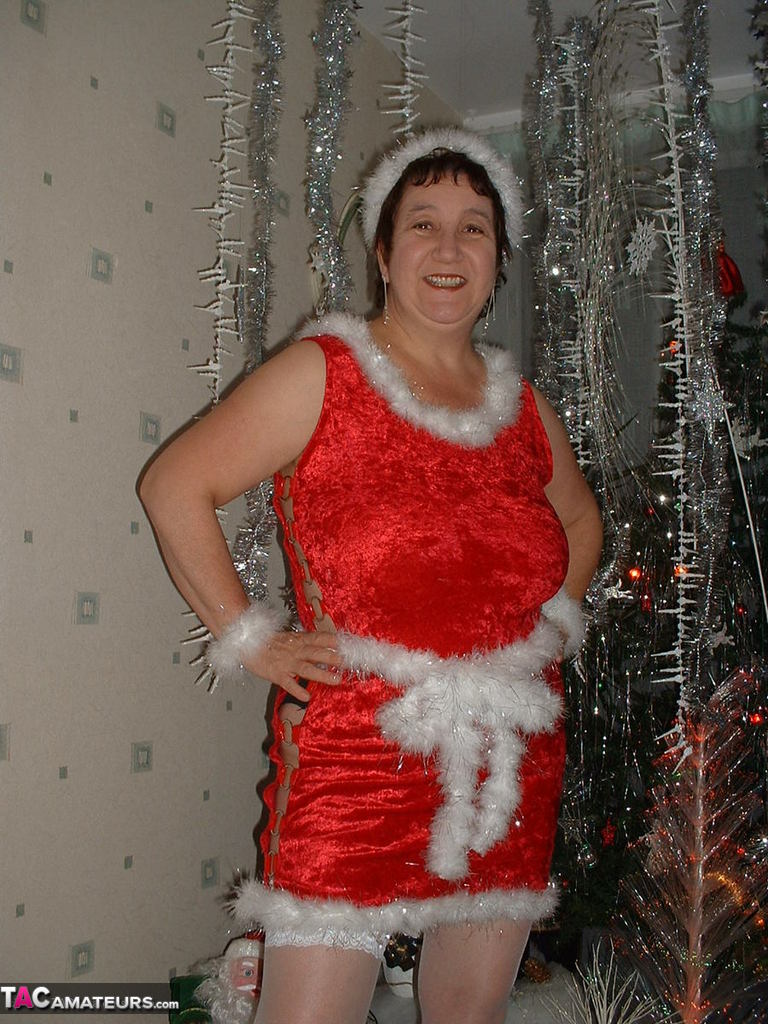 Mature woman Kinky Carol exposes her breasts during a Christmas scene photo porno #422797896 | TAC Amateurs Pics, Kinky Carol, Granny, porno mobile