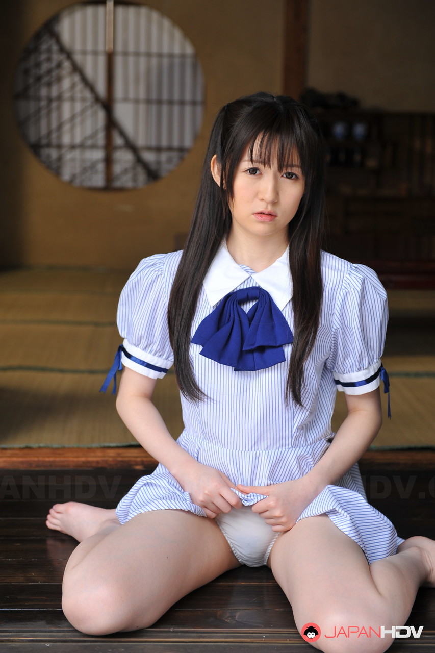 Japanese cutie Ai Uehara sits on the balcony and reveals her unshaved vagina zdjęcie porno #425835847