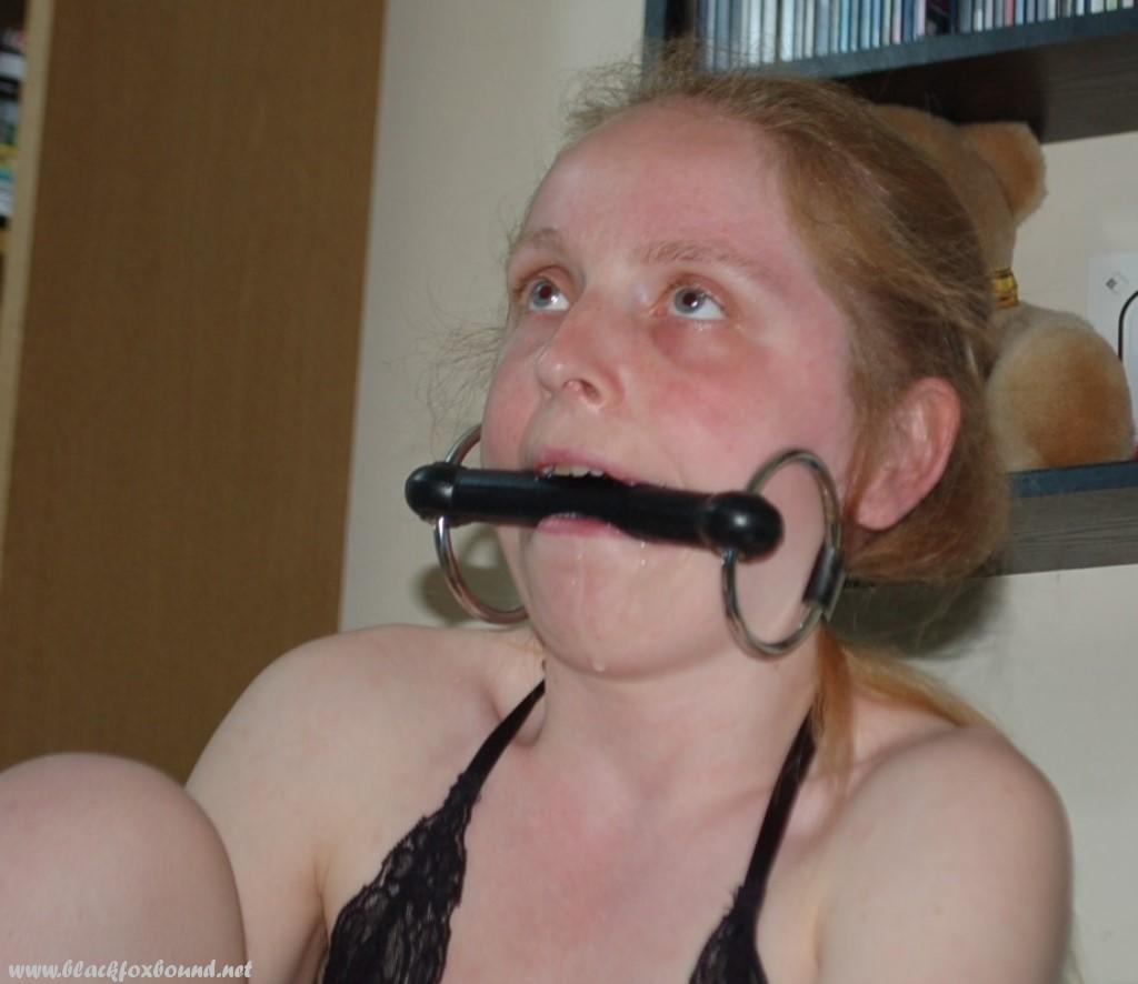 Ugly female is kept quiet with a variety of gags in pantyhose Porno-Foto #422620691 | Black Fox Bound Pics, Bondage, Mobiler Porno