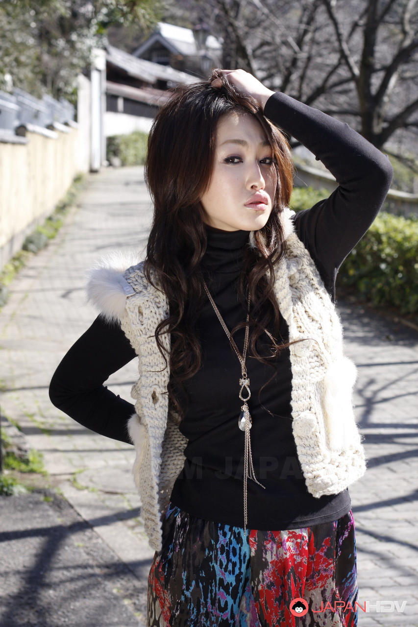 Wonderful Japanese college babe Yu Yamashita wears short skirt and black boots foto porno #427633886