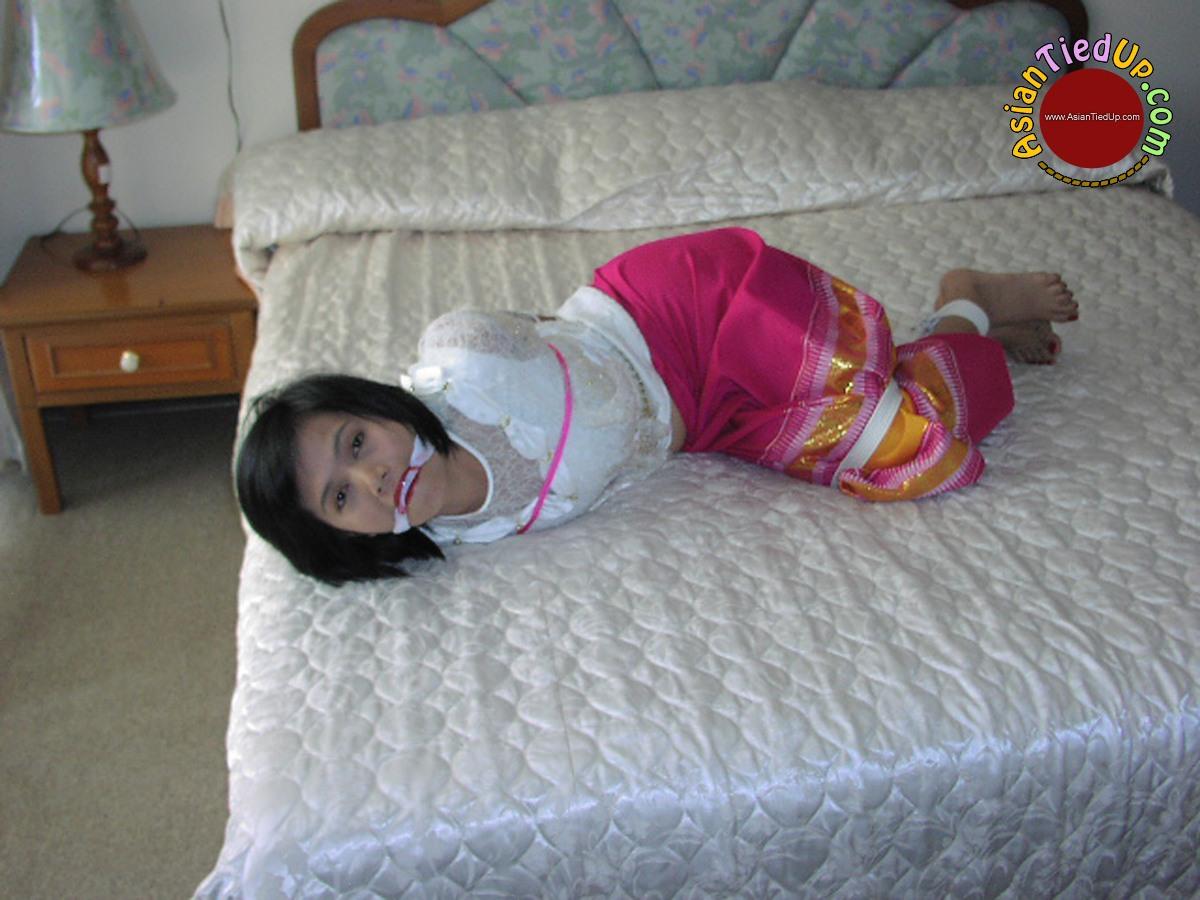 Bad Vacation of a Stupid Asian She is Left Hogtied and Gagged порно фото #428141517