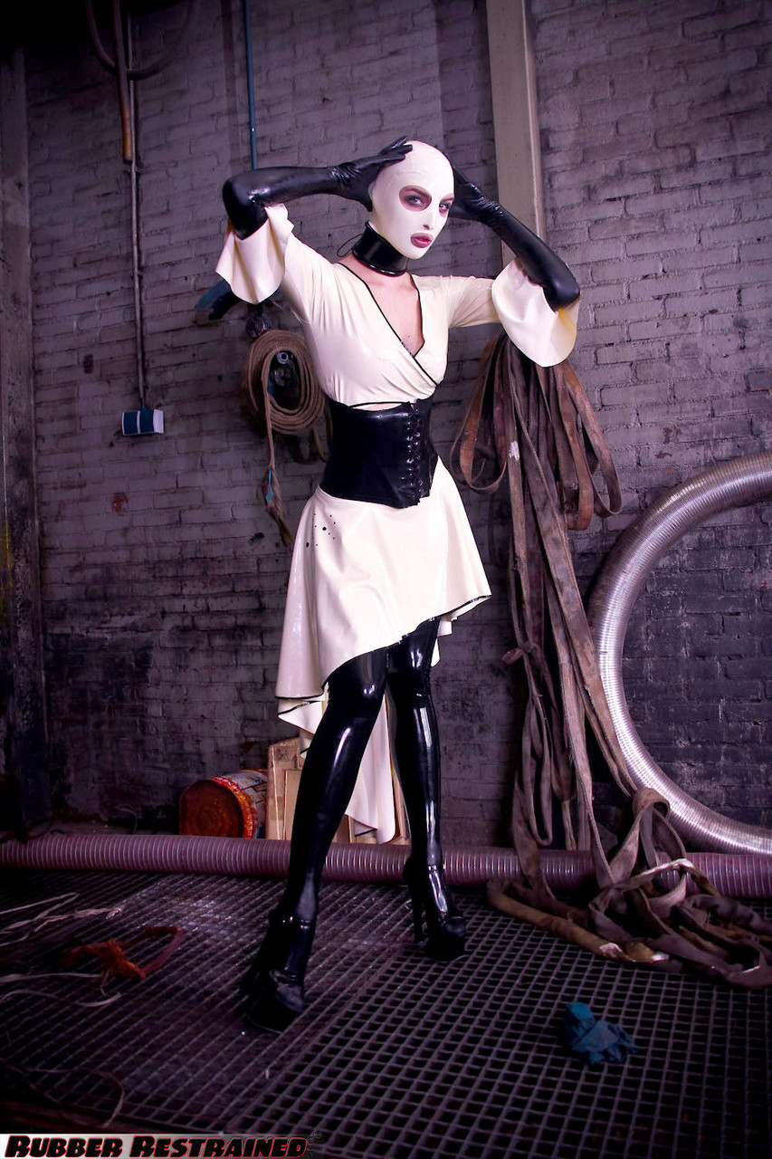 Club Rubber Restrained After hours 色情照片 #424869664 | Club Rubber Restrained Pics, Dutch Dame, Latex, 手机色情