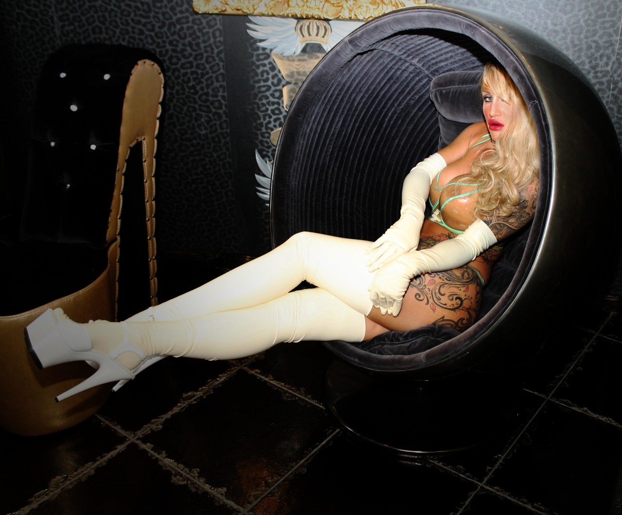 Platinum blonde model poses in lingerie and white latex stockings porno foto #425661856