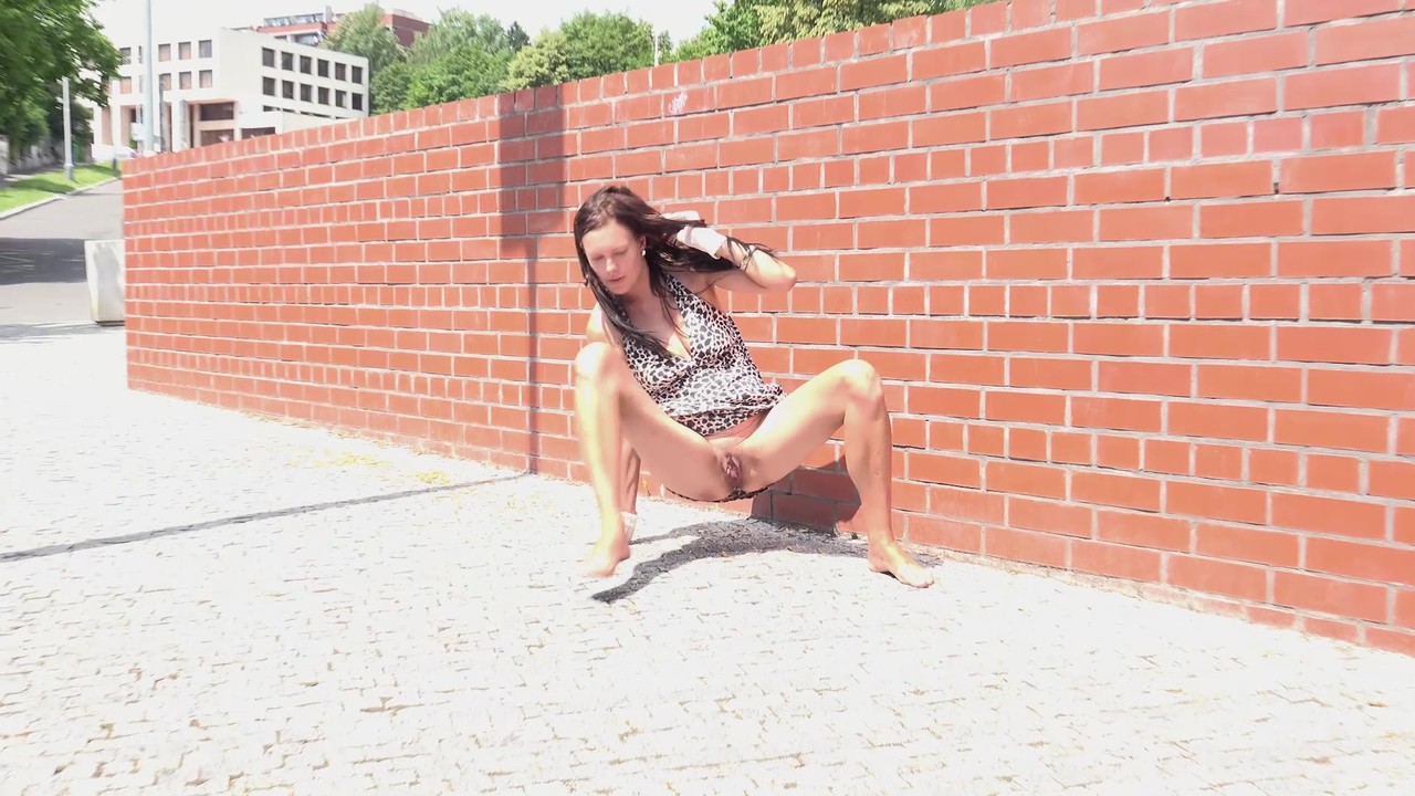 Barefoot woman Meila hikes up her dress to piss on a public sidewalk porno fotoğrafı #426370508