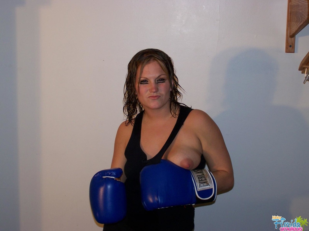 Amateur MILF Toni Role Playing As A Boxer porn photo #425730135