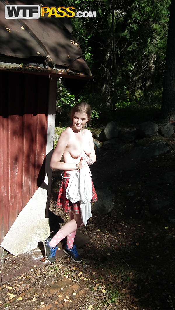 Solo girl shows her tits and twat while forcing entry into abandoned cabin foto porno #422505179