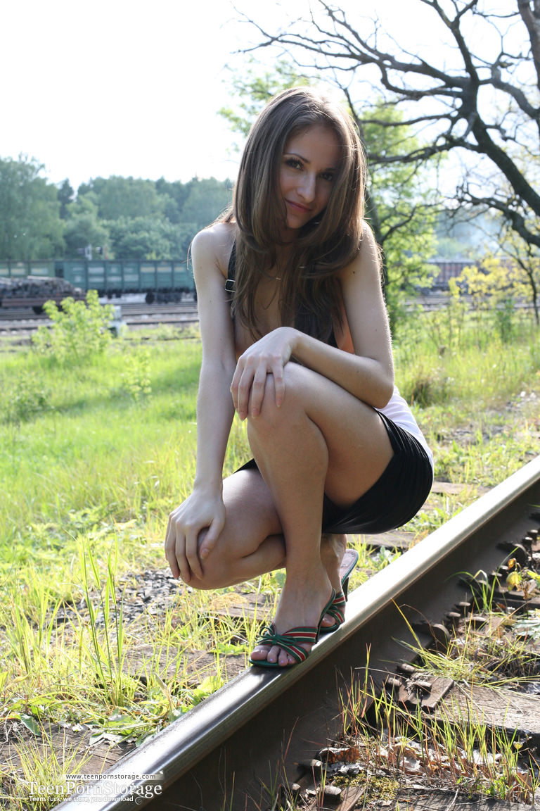 Teen amateur Sveta exposes her tits and twat on railway tracks Porno-Foto #428523090 | Teen Porn Storage Pics, Sveta, Skinny, Mobiler Porno