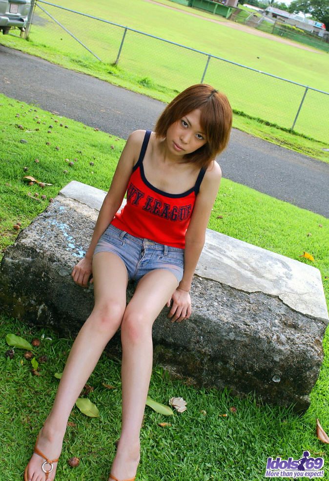 Japanese model Minami Aikawa exposes her perky teen tits and hairy muff foto porno #427138692