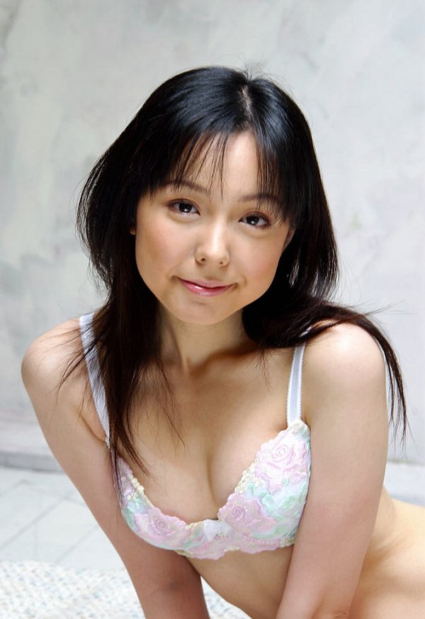 Sweet Japanese teen Yui Hasumi wears a smile while showing her hairy bush zdjęcie porno #424645491