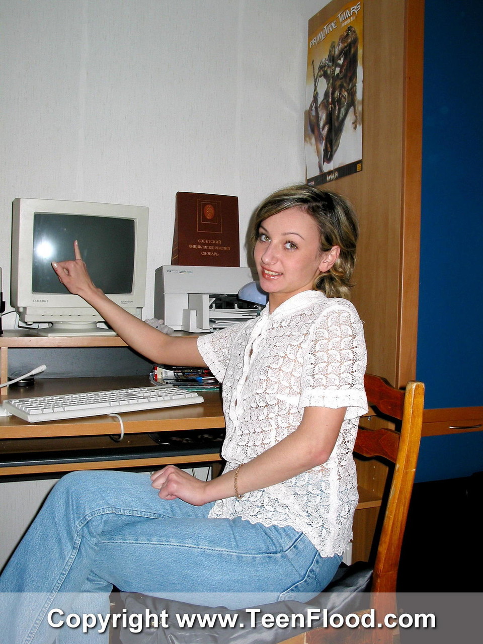 Sweet teen Irina gets naked for the first time at a computer desk ポルノ写真 #425067062