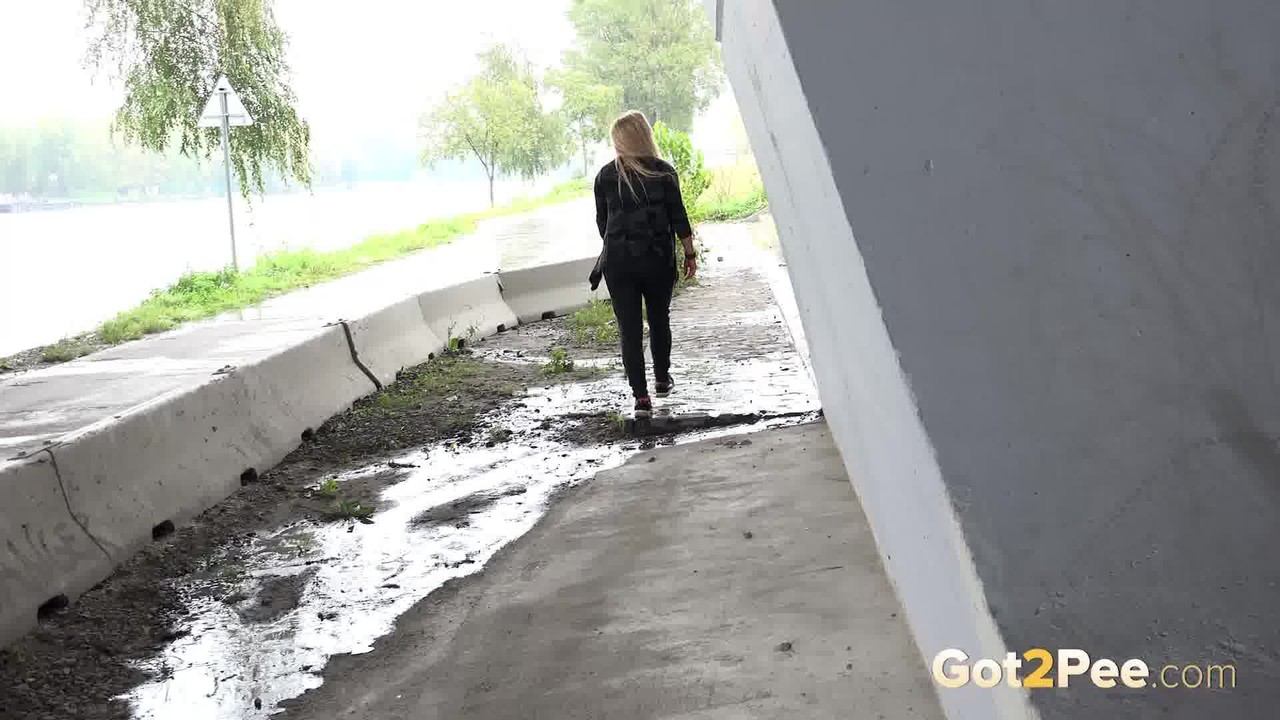 Gorgeous Jena Lovely pees outside on concrete ポルノ写真 #425321244 | Got 2 Pee Pics, Jenna Lovely, Pissing, モバイルポルノ