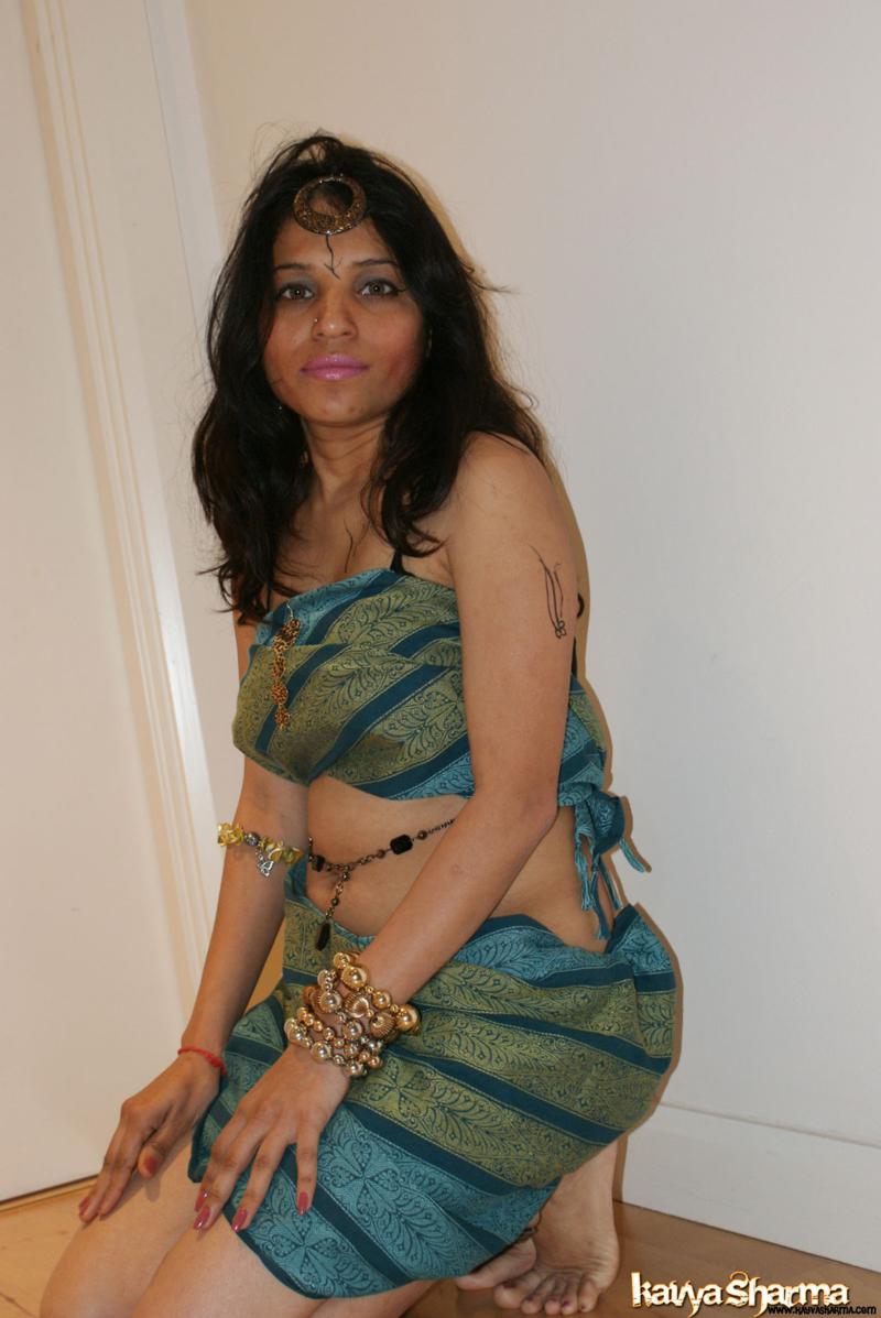Kavya in gujarato style stripping naked 色情照片 #425071829 | Kavya Sharma Pics, Kavya Sharma, Indian, 手机色情