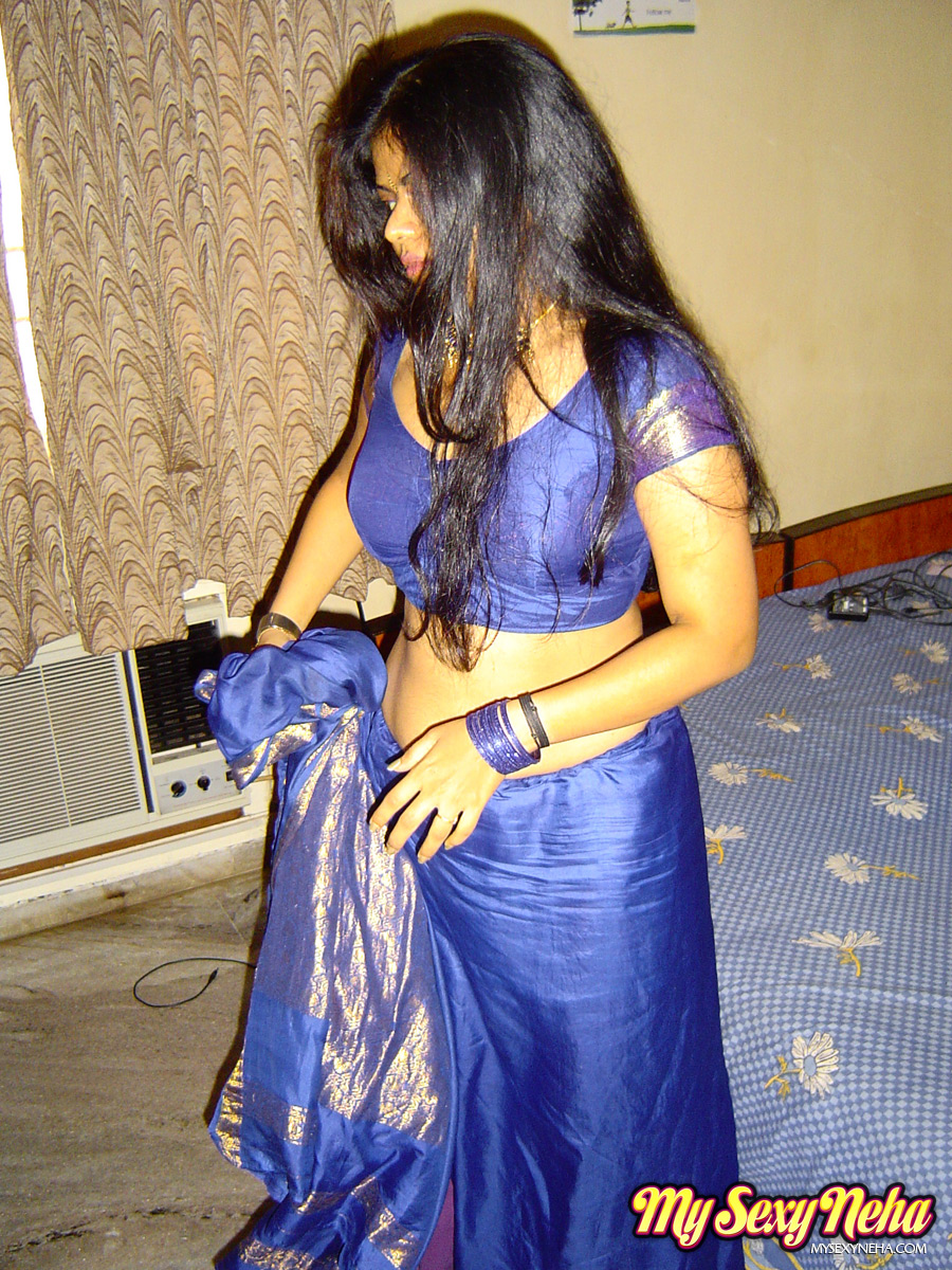 Pretty Indian girl sets her natural tits free of traditional clothing porn photo #423911425