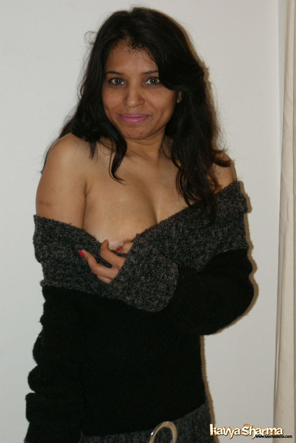 Indian solo girl Kavya Sharma exposes one breast and then the other porno fotky #425147807 | Kavya Sharma Pics, Kavya Sharma, Indian, mobilní porno