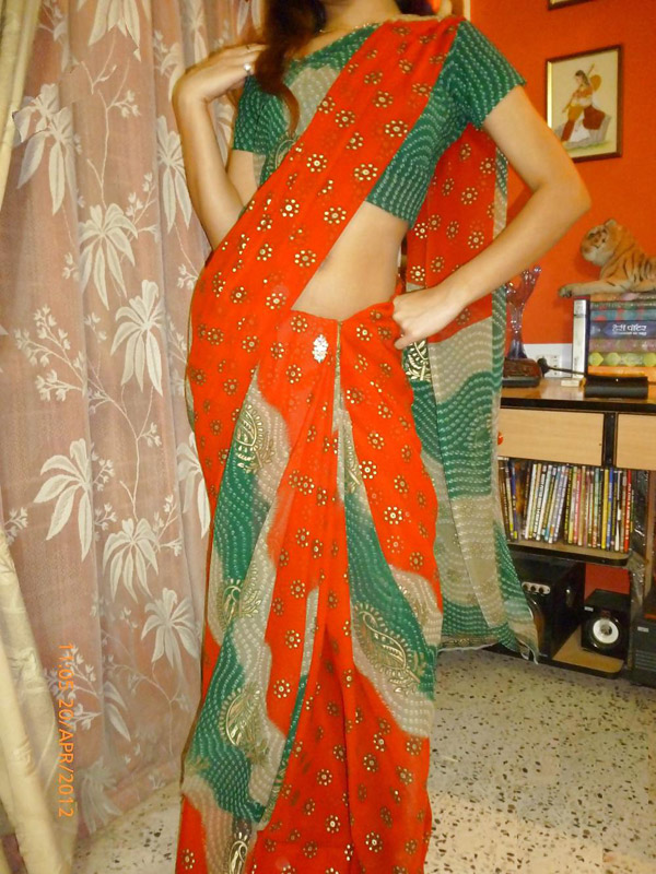 Indian solo girl slides upskirt panties aside before showing her bare breasts 色情照片 #425110258