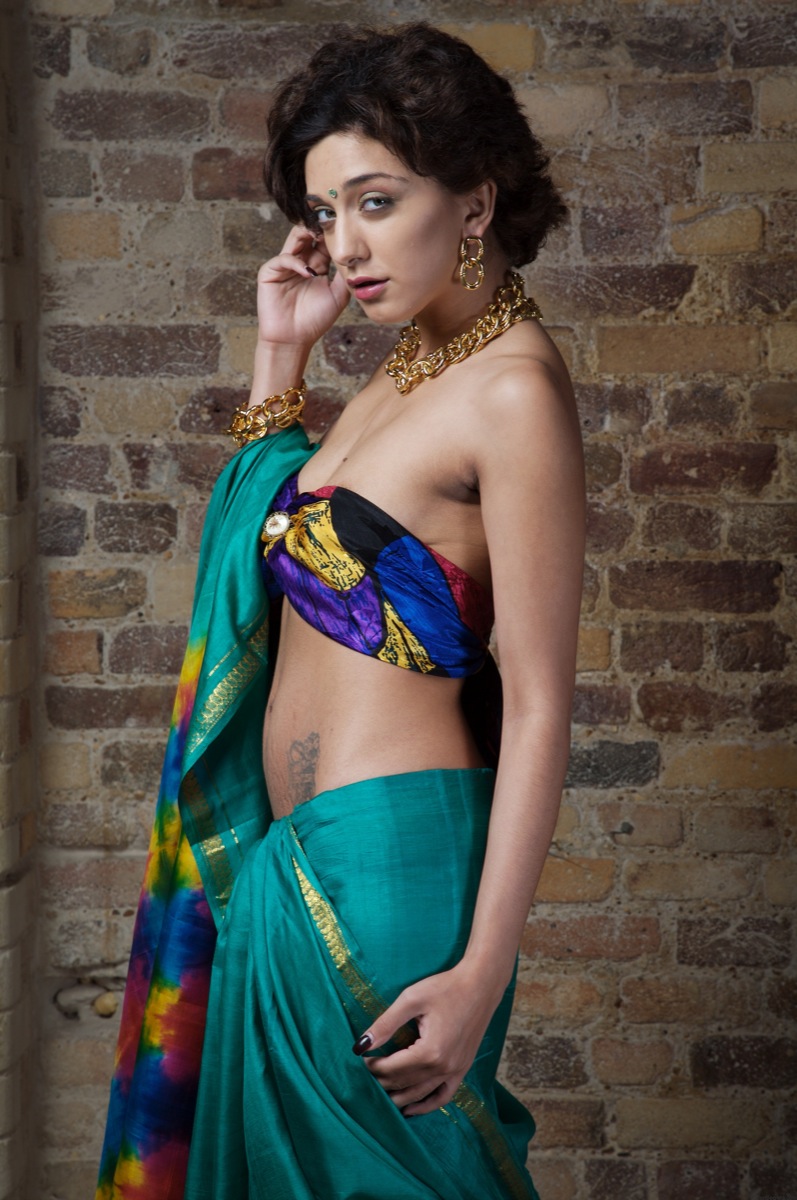 Indian solo girl sets her small tits free while wearing a wrap ポルノ写真 #425097798
