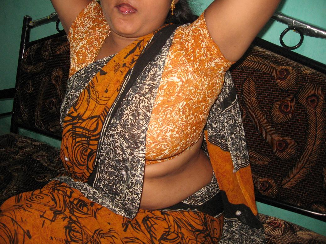 Mature indian housewife stripping off porno fotoğrafı #425085544