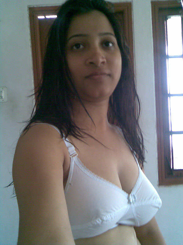 Collection of Indian girls posing non-nude and going topless as well foto porno #423938209