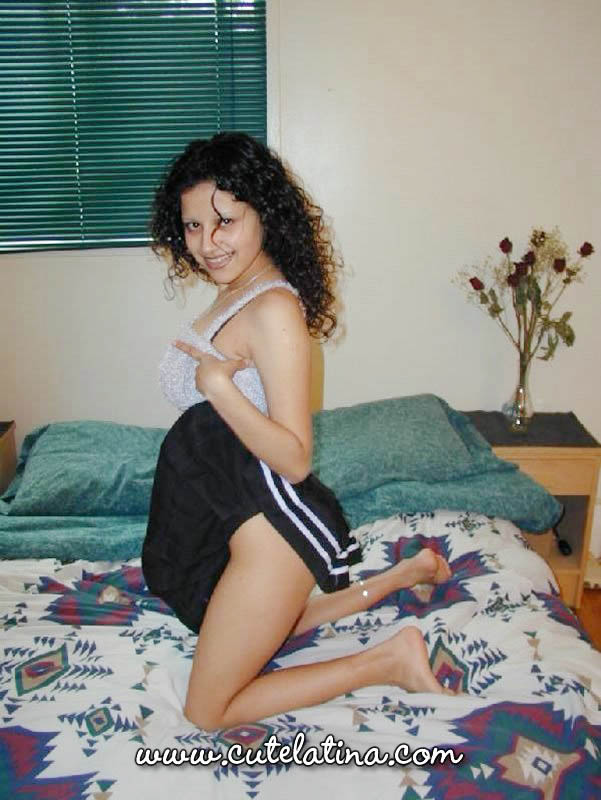 Amateur cutie posing for the first time zdjęcie porno #428899999 | Cute Latina Pics, Upskirt, mobilne porno