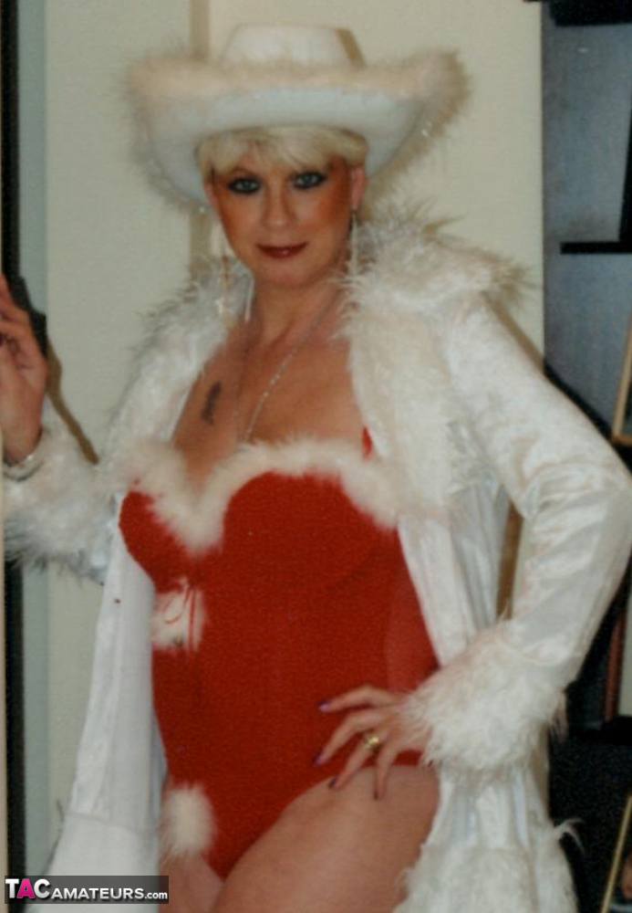 Mature amateur Dimonty models sexy lingerie during a Christmas shoot porn photo #422788192