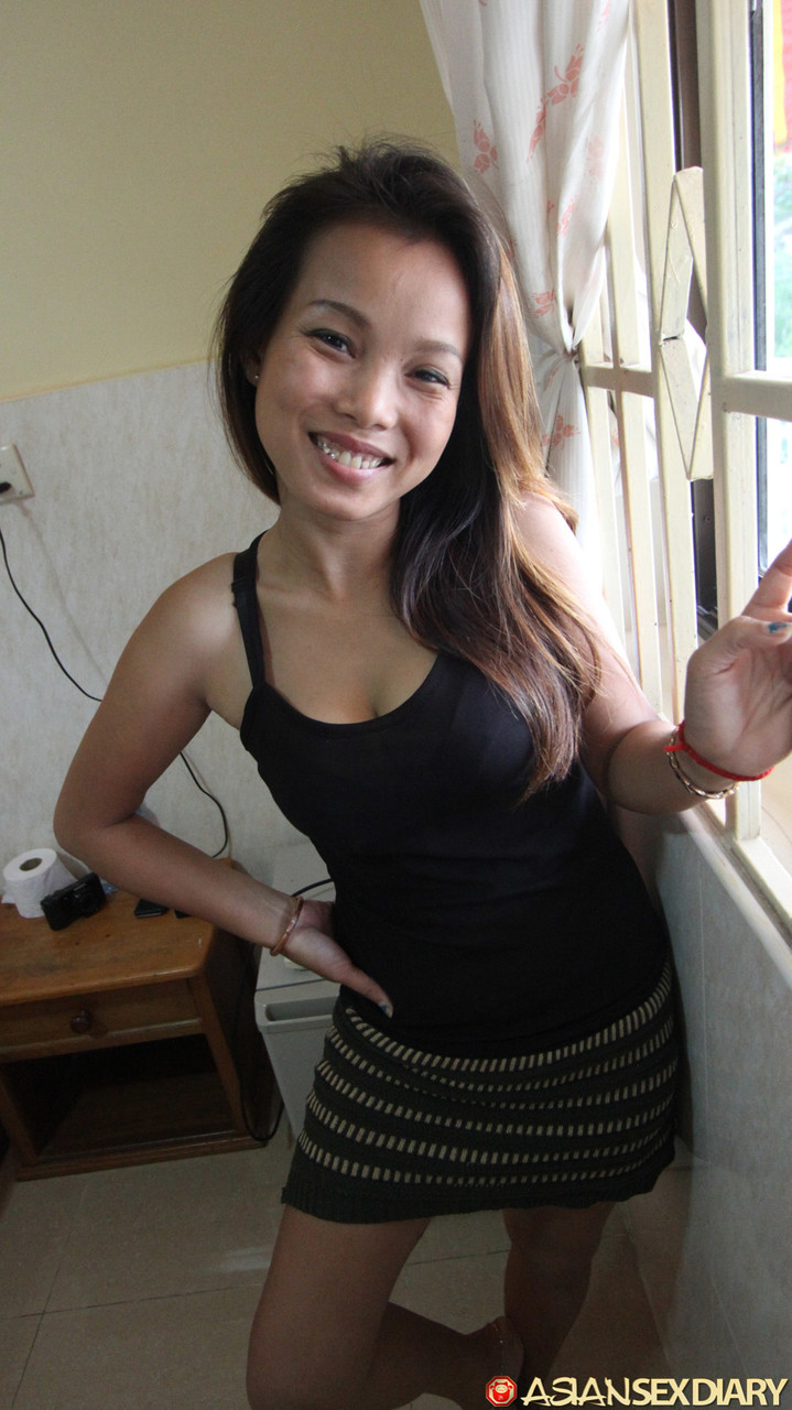 Asian first timer Sok Neng gets naked prior to POV sex with a foreigner foto porno #422682776 | Asian Sex Diary Pics, Sok Neng, Asian, porno ponsel