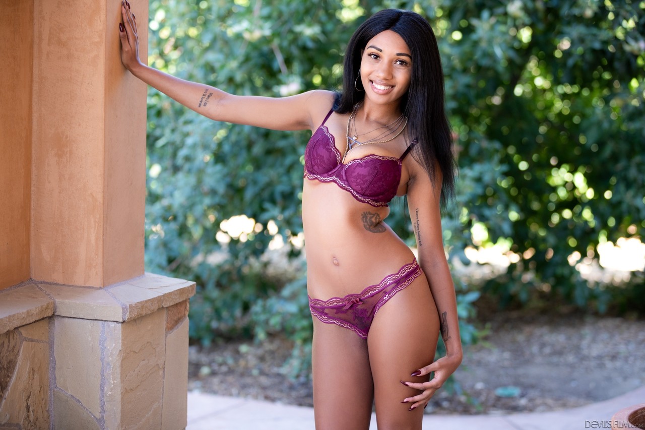 Ebony model Alexis Avery removes bra and panty set for nude poses on patio porno foto #428433463