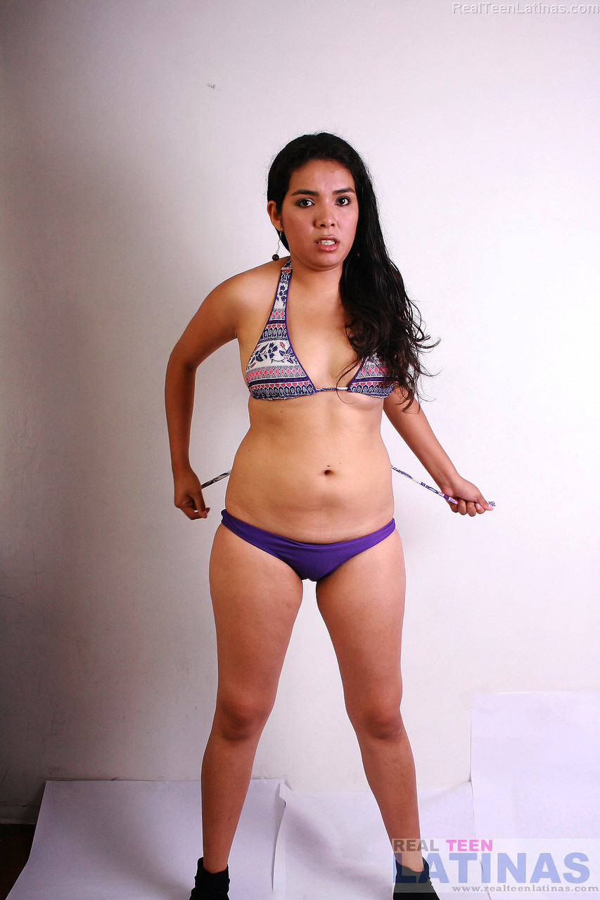 Lorena model is an amateur chuby latina from Venezuela nude inside members porno fotky #426897175