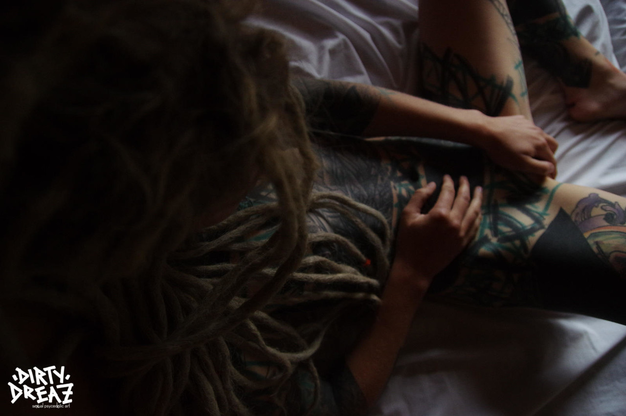 Heavily tattooed girl Anuskatzz licks a black penis before masturbating foto porno #425346056 | Z Filmz Ooriginals Pics, Anuskatzz, Piercing, porno mobile