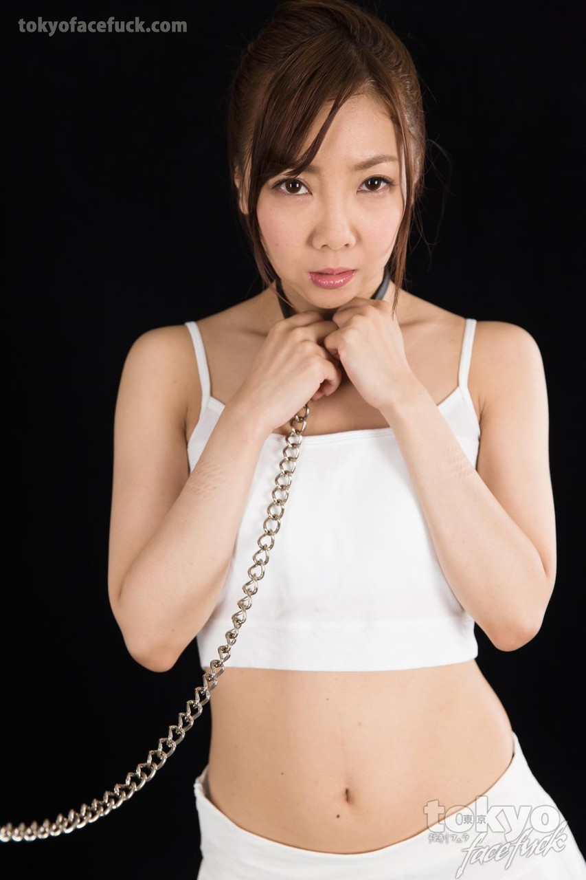Japanese submissive gets mouth fucked on her knees before masturbating foto pornográfica #422549236 | Tokyo Face Fuck Pics, Japanese, pornografia móvel