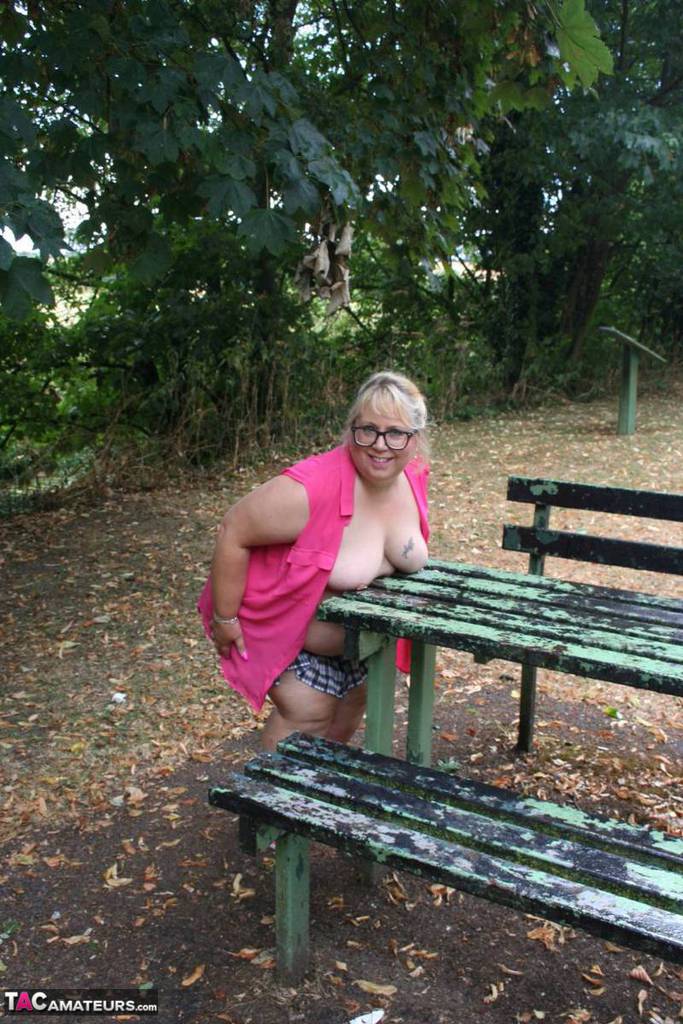 Lexie Cummings, an octogenarian British amateur, exposes herself on a public picnic table.