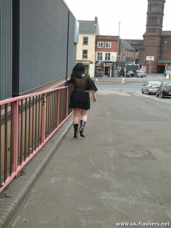 Dark haired pumper wanders about in public in a see-through top 色情照片 #427584322 | UK Flashers Pics, Chubby, 手机色情