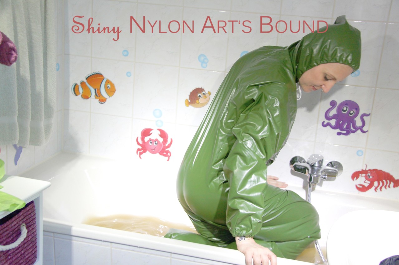 MARA ties and gagges herself in a bath tub cuffs and a cloth gag wearing a ポルノ写真 #426787794 | Shiny Nylon Arts Bound Pics, Fetish, モバイルポルノ