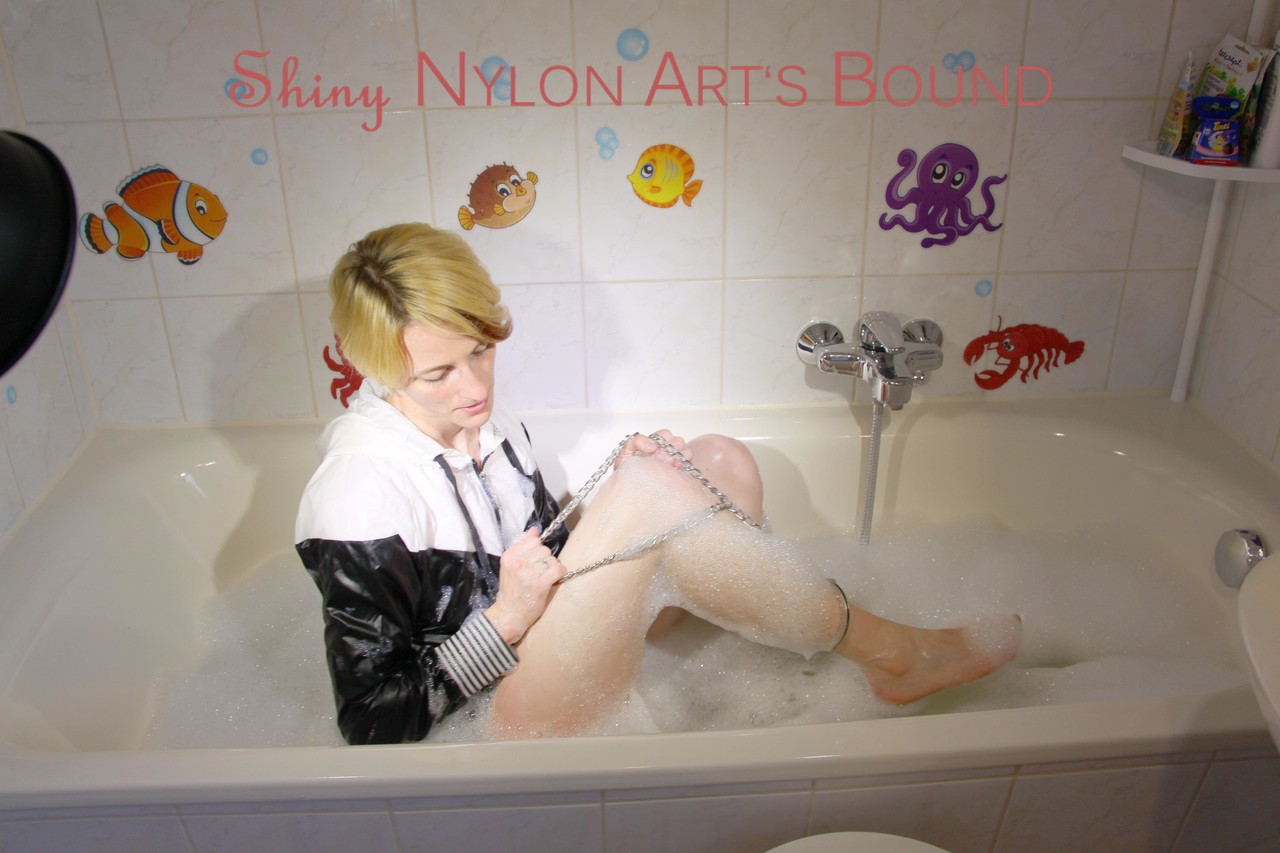 Sonja ties and gagges herself with cuffs in the bath tub wearing a sexy black porno fotky #424937950 | Shiny Nylon Arts Bound Pics, Clothed, mobilní porno