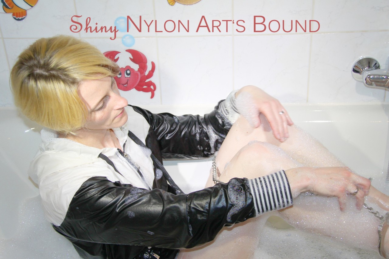 Sonja ties and gagges herself with cuffs in the bath tub wearing a sexy black foto porno #424937956 | Shiny Nylon Arts Bound Pics, Clothed, porno móvil