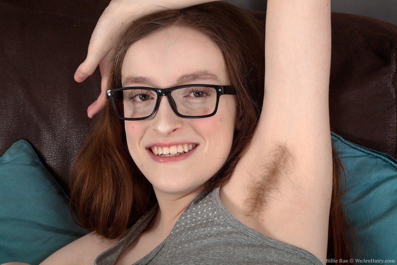 Nerdy girl Billie Rae proudly shows her hairy pits and pussy in glasses Porno-Foto #422456580 | We Are Hairy Pics, Billie Rae, Amateur, Mobiler Porno